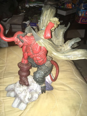 Hellboy statue 12 inches 30 cm used, plastic