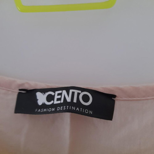 Cento Fashion women's sleeveless blouse new, beige with blue embroidery