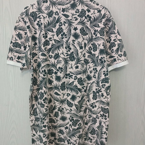 United Colors of Benetton polo-type short sleeve shirt like new, size large, black-beige