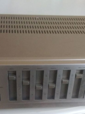 Marantz PM361 Stereo Amplifier Pre-Amplifier Equalizer like new