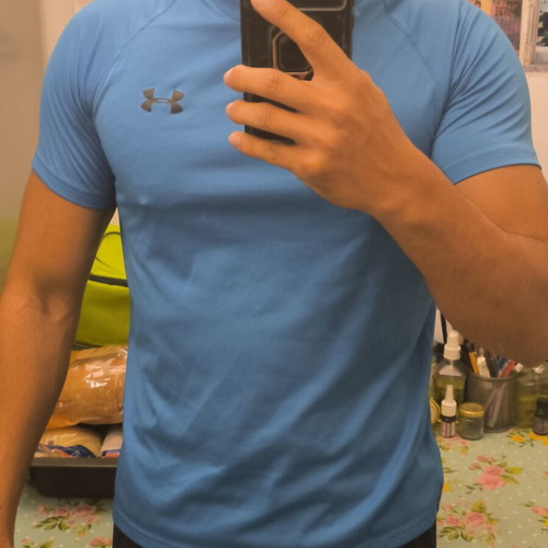 Under Armour compression shirt size M, like new, blue