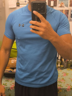 Under Armour compression shirt size M, like new, blue