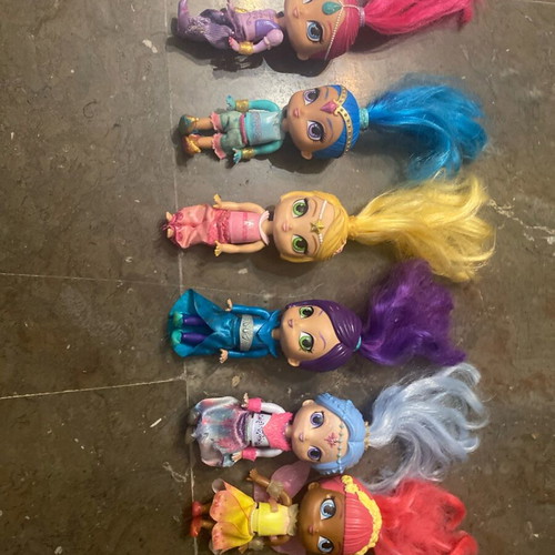 Shimer and Shine set used figures Leah, Zeta, Layla, Minu
