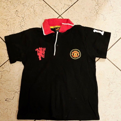 Collectible kids' outfit shirt like new