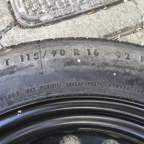BMW 116 F20 spare tire used