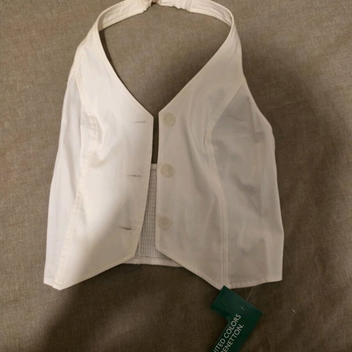 Benetton vest new, size XS, white