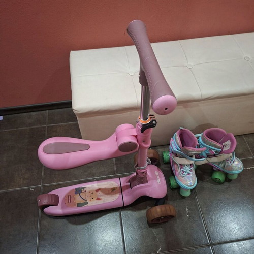 Scooter with Foldable Seat like new