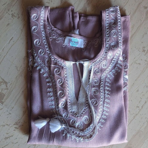 Handmade Caftan with Silver Threads and Embroidery by Dar mode