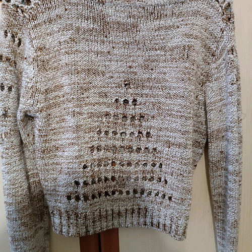 Short knitted cardigan like new, size M