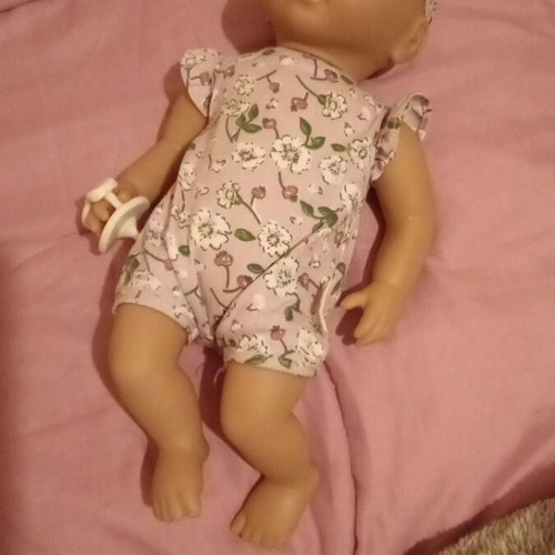 LullaBaby baby dolls new, set of 2 pieces
