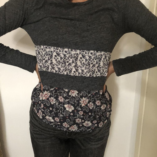 Long-sleeve blouse used, gray with floral patterns, size S