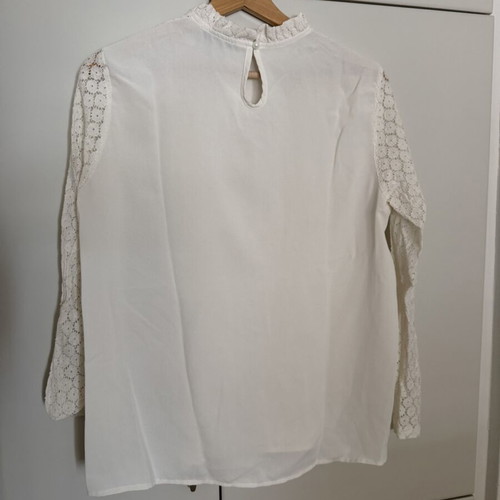 Shein blouse with lace sleeves size M like new