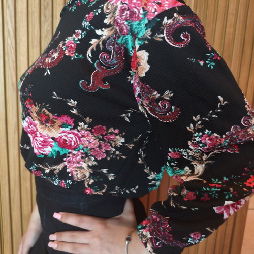 Blouse floral soft fabric, short and long sleeves, like new