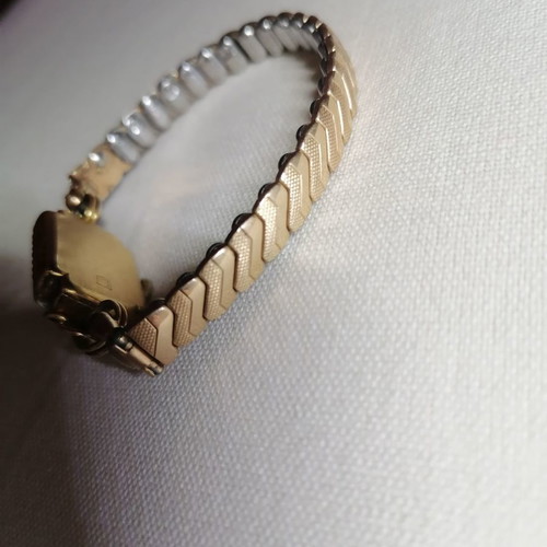 EFZO 17 Rubis Gold Vintage Women's Watch with Elastic Bracelet used