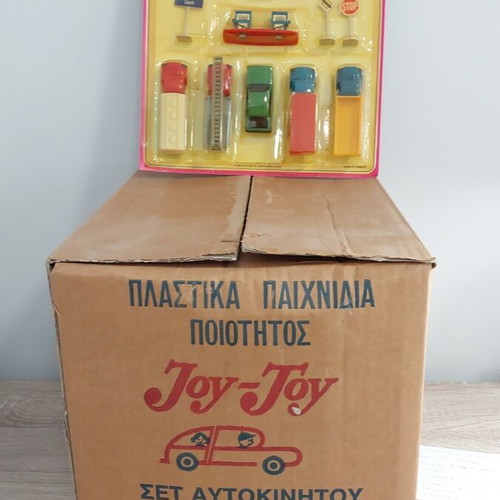 Joy Toy 104 car set new, pack of 12 cards
