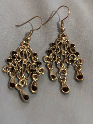 Gianniotika earrings made of steel like new, black and silver