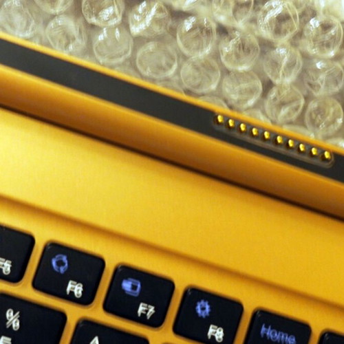 Onda Obook Tablet Keyboard new with 2 USB ports