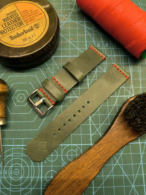 Handmade leather watch strap custom colors, 18-28mm