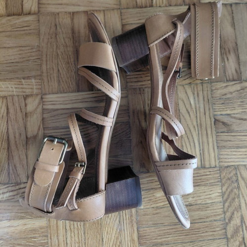Massimo Dutti leather sandals used, tan color, size 39
