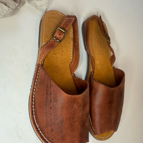 Leather brown flat sandals new, size 37