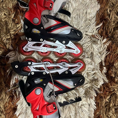 Rollerblades unisex adjustable size 33-36 used, black red gray