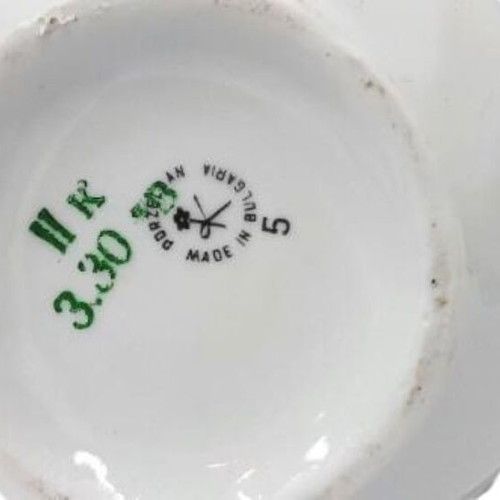 Vintage porcelain coffee pot with lid, like new