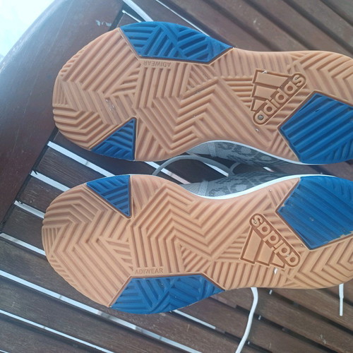 Adidas athletic shoes size 40 like new, white and blue