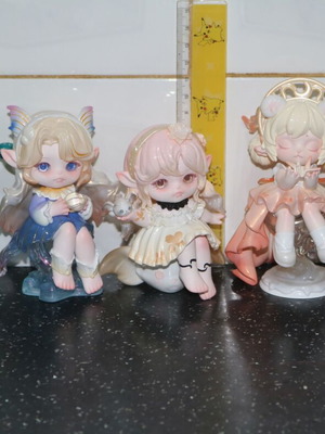 Anime figures pack of 5, like new, fairy, mermaid, butterfly