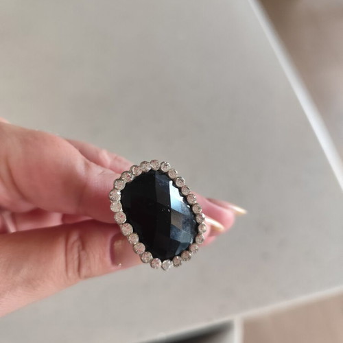 Black ring with black stone and strass adjustable, like new