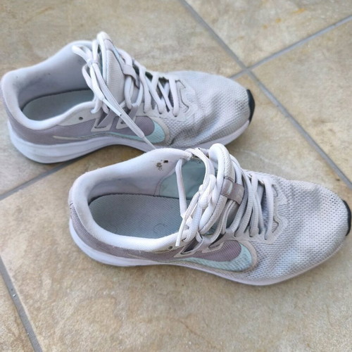 Nike running used turquoise athletic shoes size 39