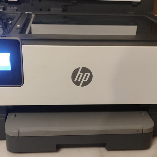 HP OfficeJet 8013 color multifunction printer like new with WiFi and Mobile Print