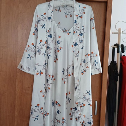 Nightdress with robe set satin multicolor like new M-L