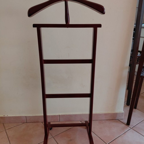 Wooden wheeled suit hanger walnut Italian design like new