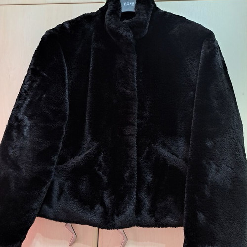 Only fur jacket black size M new