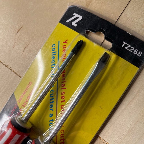Screwdrivers Phillips and flat head new, set of 2 pieces