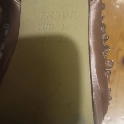 Menbur peep toe satin sandals embroidered with beads like new, size 36