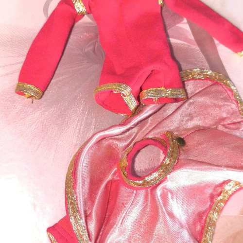 Bibibo skating set used with minor wear on the bodysuit