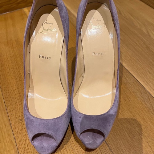 Louboutin purple lilac pumps used size 40