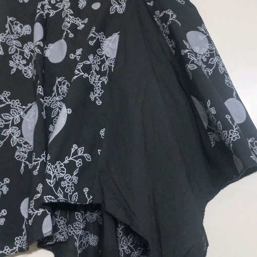 Women's skirt like new, size S, black and gray