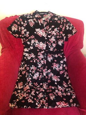 Dorothy Perkins floral short-sleeve dress new, size L