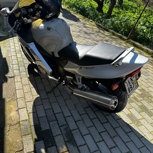 Honda CBR 1100 XX Super Blackbird used road motorcycle 2001 silver