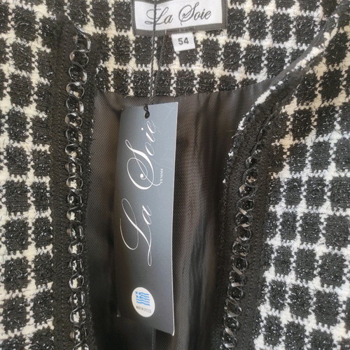 La Soie Line Short Women's Jacket new, size 54, ecru