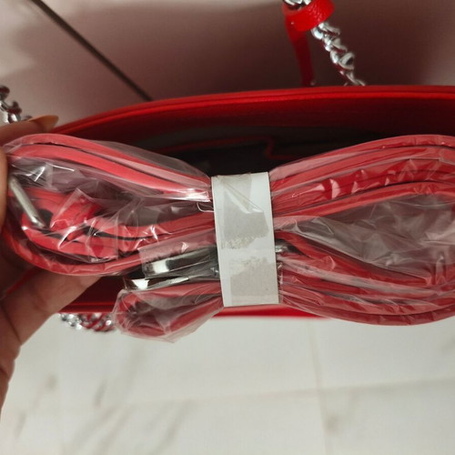 Chantal Firenze red shoulder bag