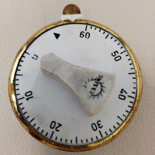 Lessing metal timer from the 1960s used