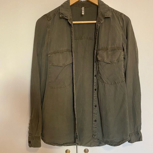 Stradivarius women's shirt used with chest pockets size S
