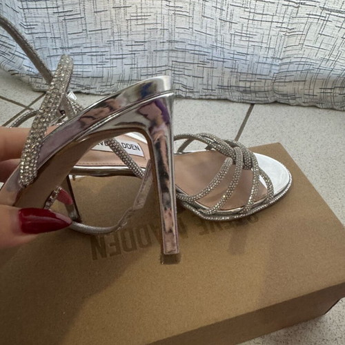 Steve Madden Kailyn silver sandals like new, size 37, 9cm heel
