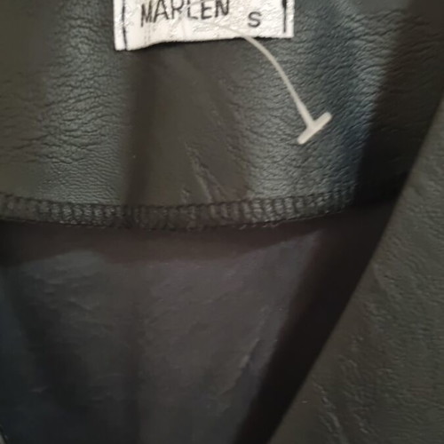 Women's leather vest new, size small Marlen