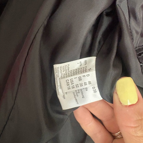 Hucke jacket fuchsia size 48 like new