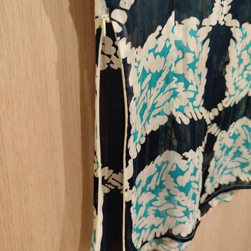Women's blouse used, size S, white and turquoise
