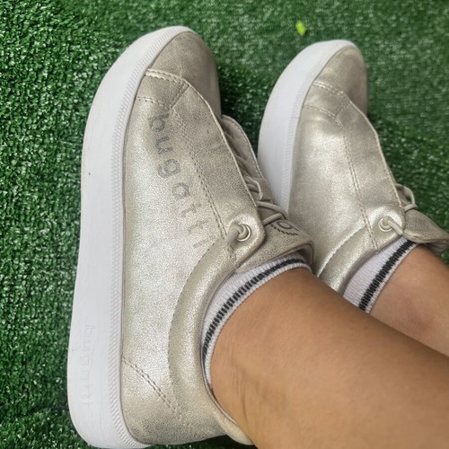 Bugatti women's sneakers like new, silver, size 37